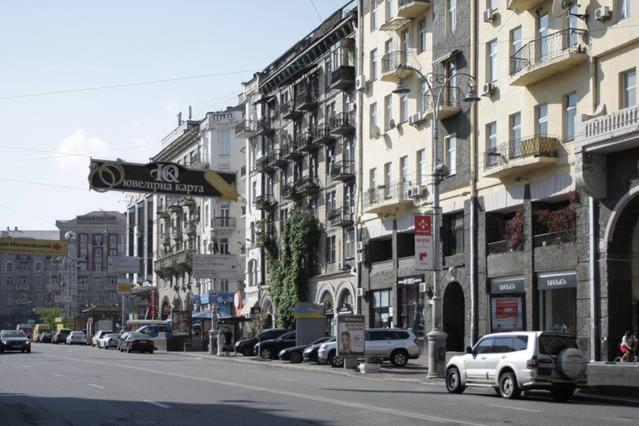911 Apartments Antonovichа Kiev Eksteriør billede